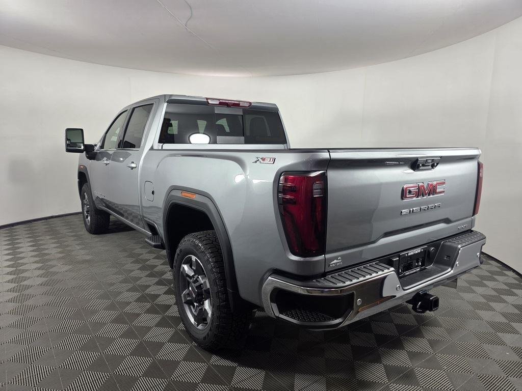 2026 GMC Sierra 2500HD SLT - Photo 4