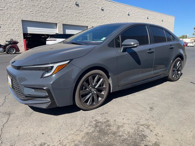 Used 2024 Gray Toyota SE image 3