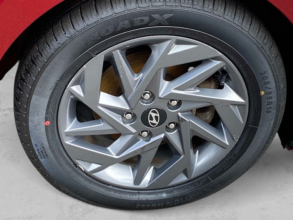 Used 2024 Red Hyundai SEL image 21