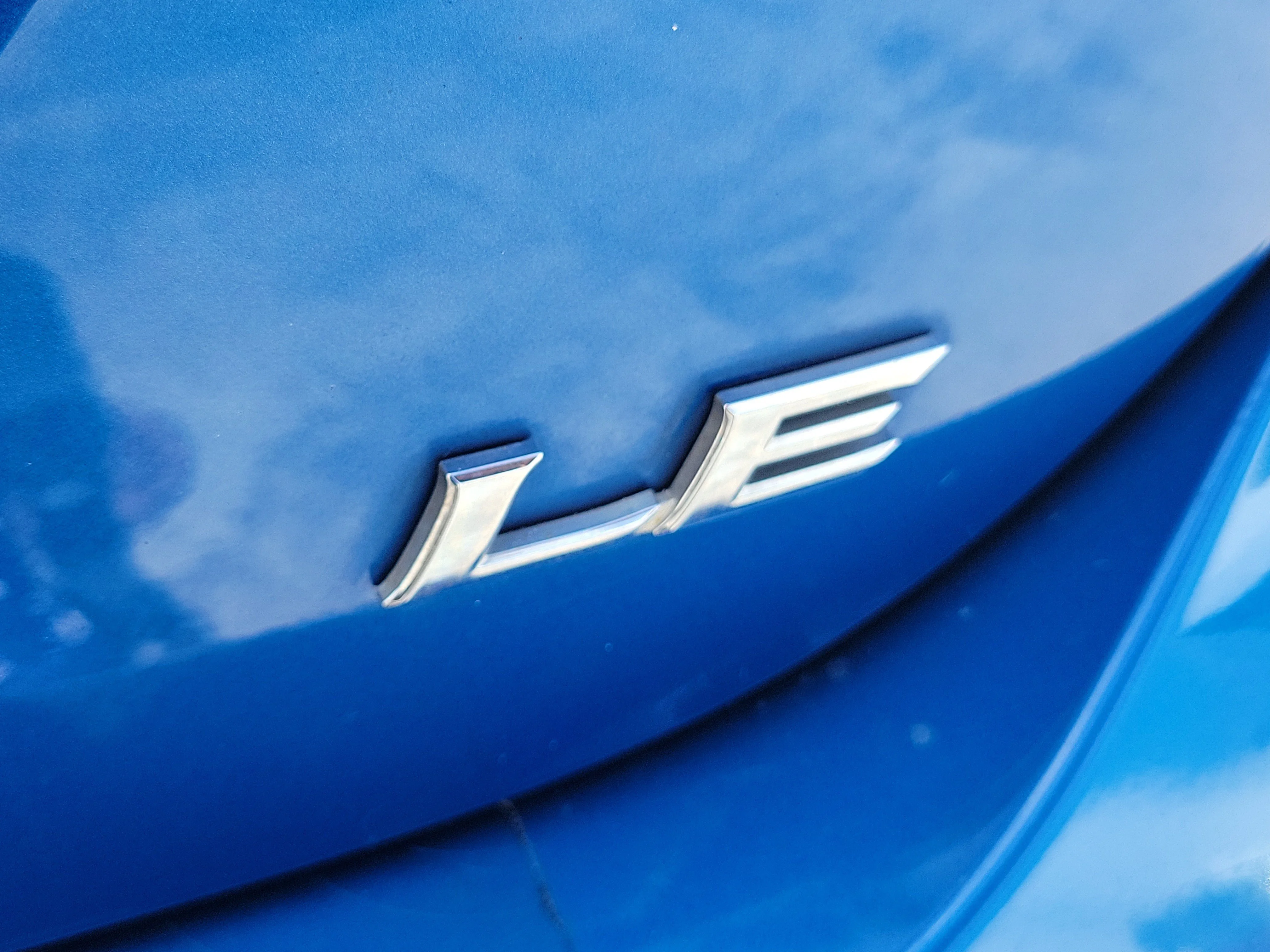 Used 2019 Blue Streak Metallic Toyota LE image 8