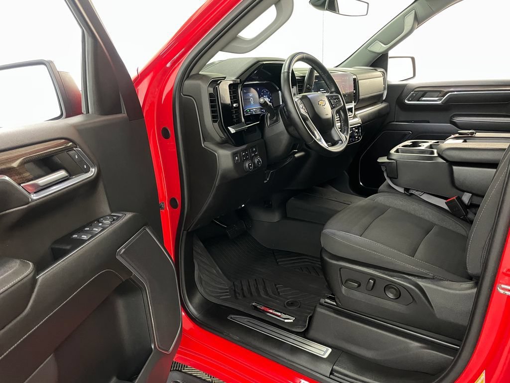 2024 Chevrolet Silverado 1500 LT - Photo 21