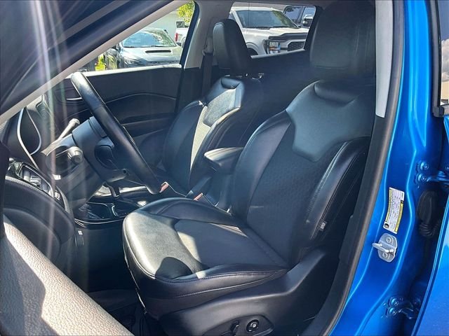 Used 2018 Blue Jeep Altitude image 20
