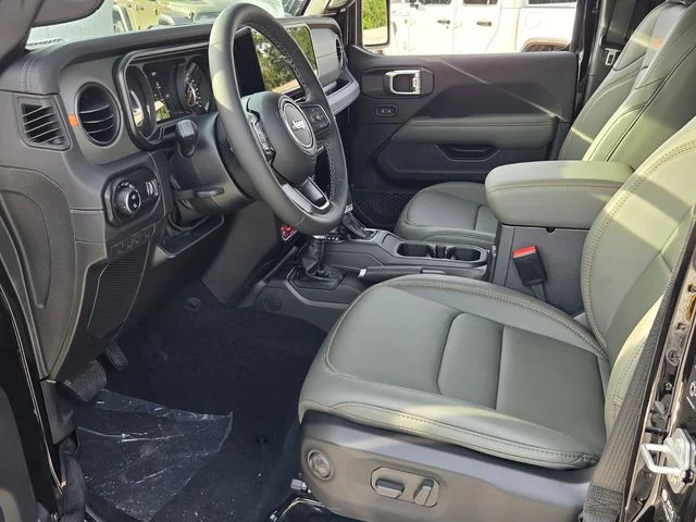 New 2026 Black Clear-Coat Exterior Paint Jeep Mojave image 14