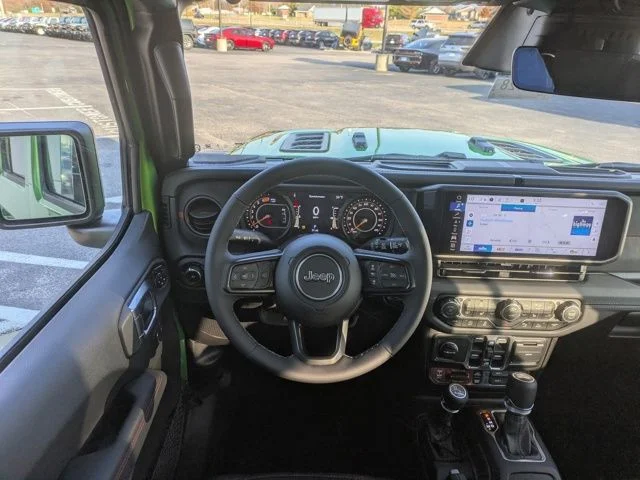 2026 Jeep Wrangler 4-Door Rubicon - Photo 13