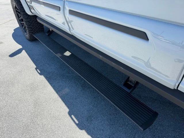 New 2026 Avalanche Ford Lariat image 22