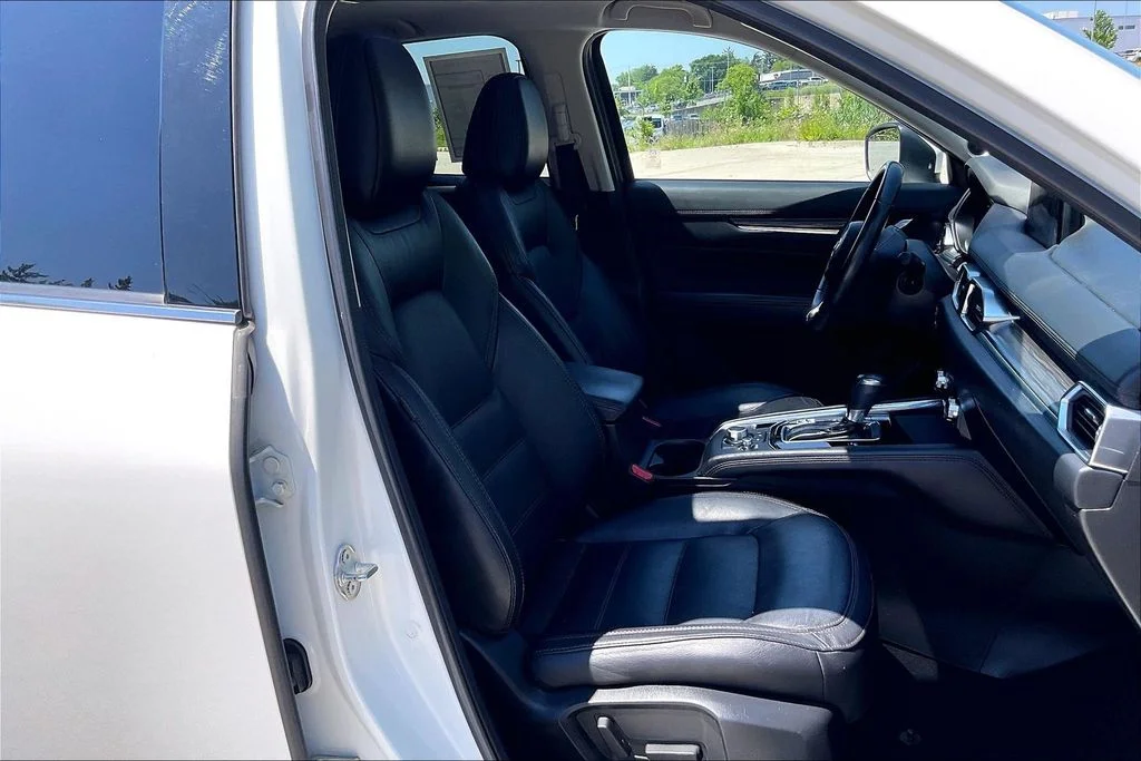 Used 2018 White Mazda Grand Touring image 7