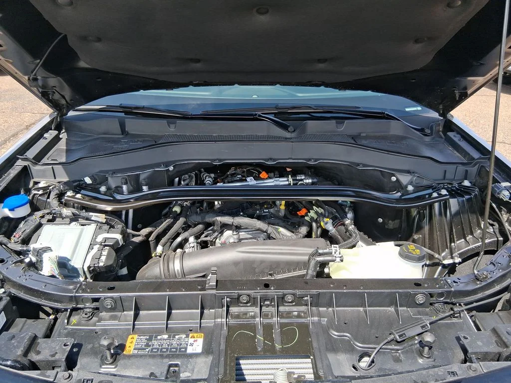 New 2025 Carbonized Gray Metallic Ford ST-Line image 20