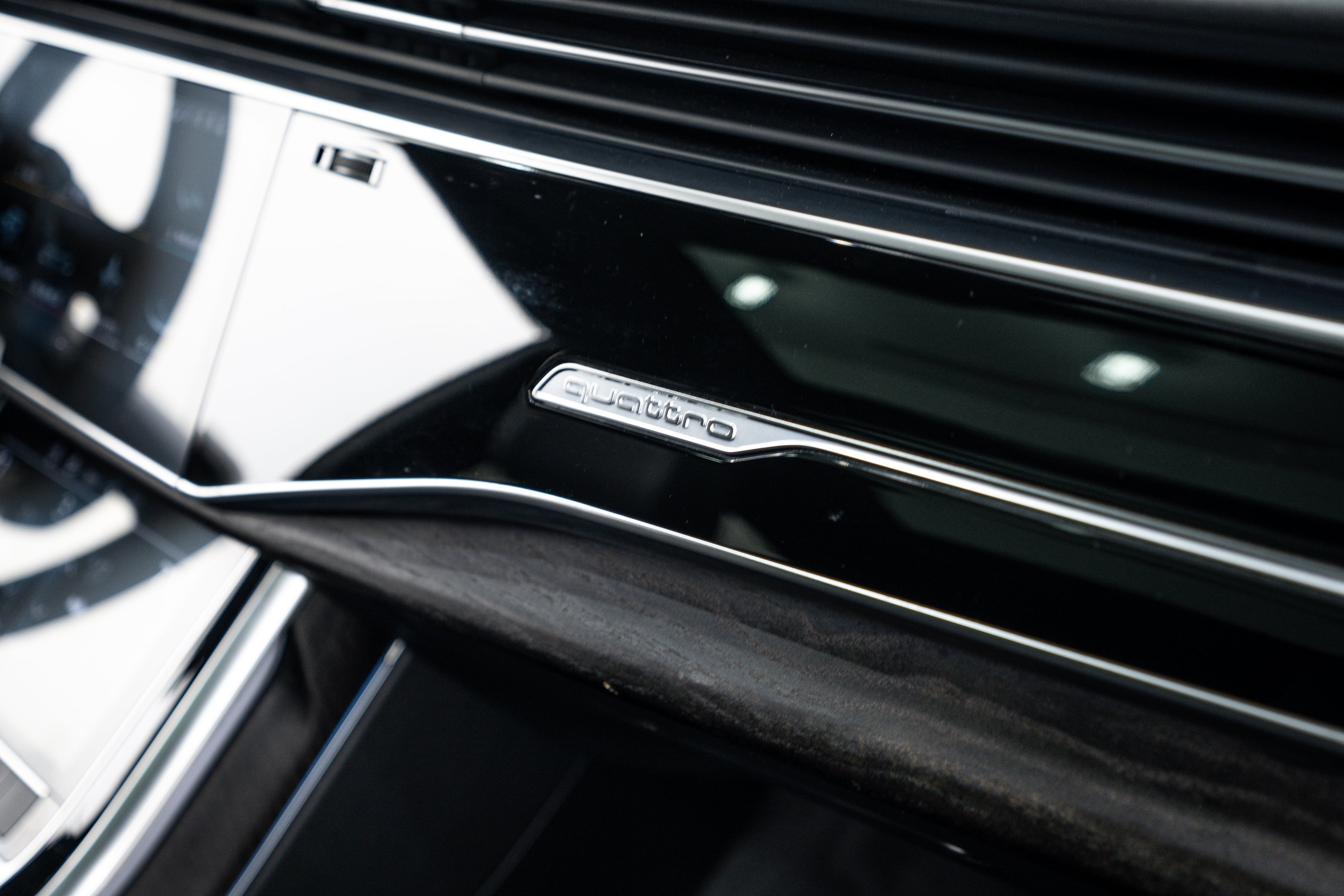 Certified Used 2022 Mythos Black Metallic Audi Premium Plus image 9