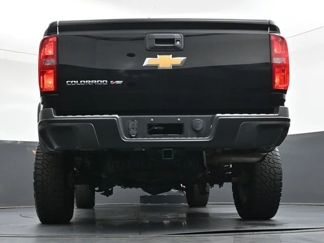 Used 2018 Black Chevrolet ZR2 image 37