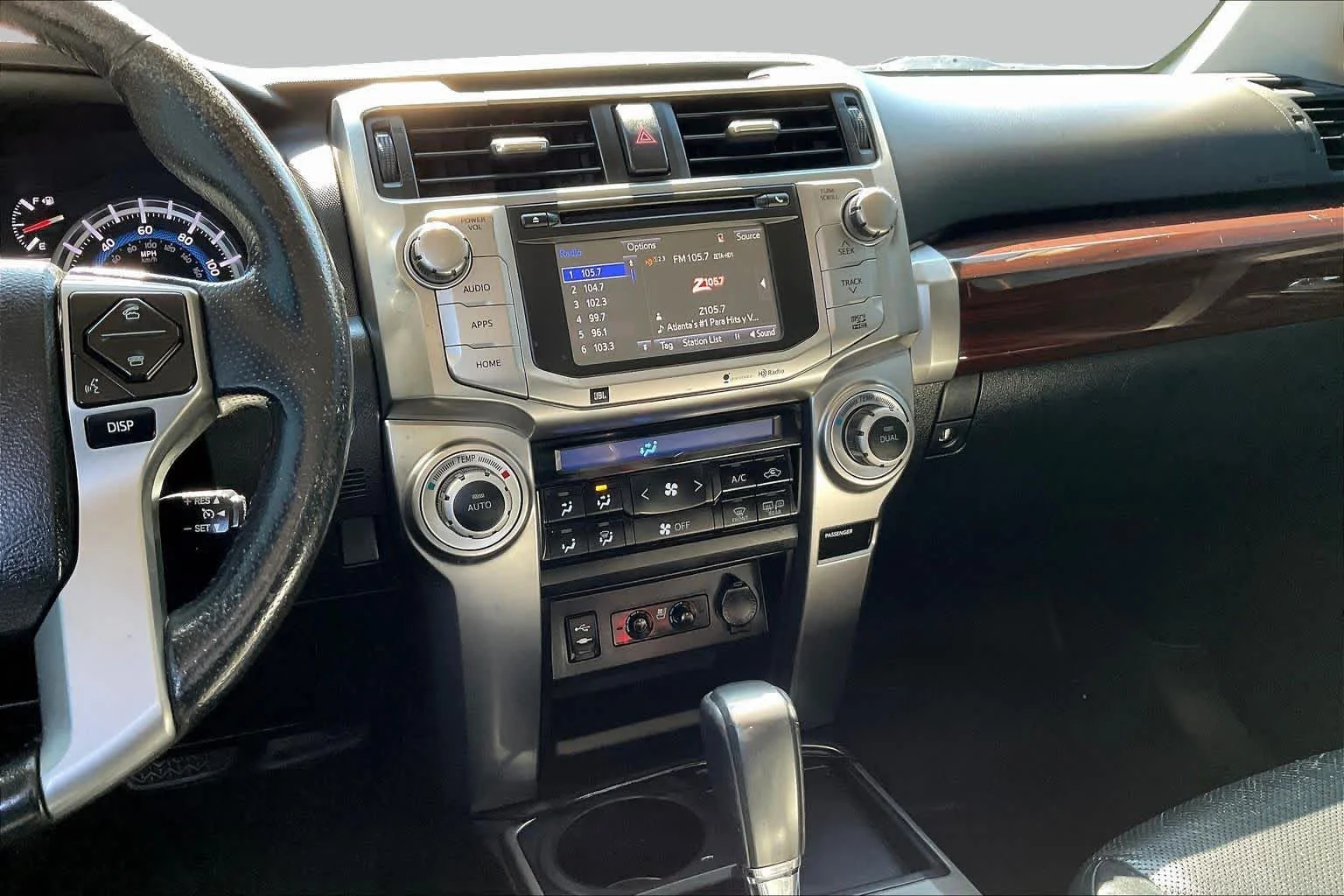 Used 2014 Blizzard Pearl Toyota Limited image 6