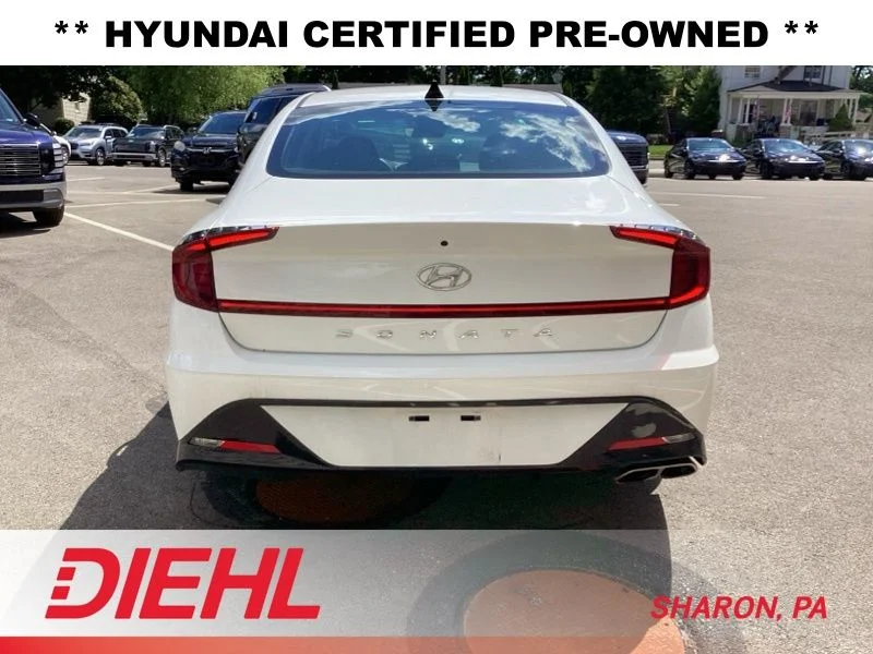 Used 2023 White Hyundai SEL image 6