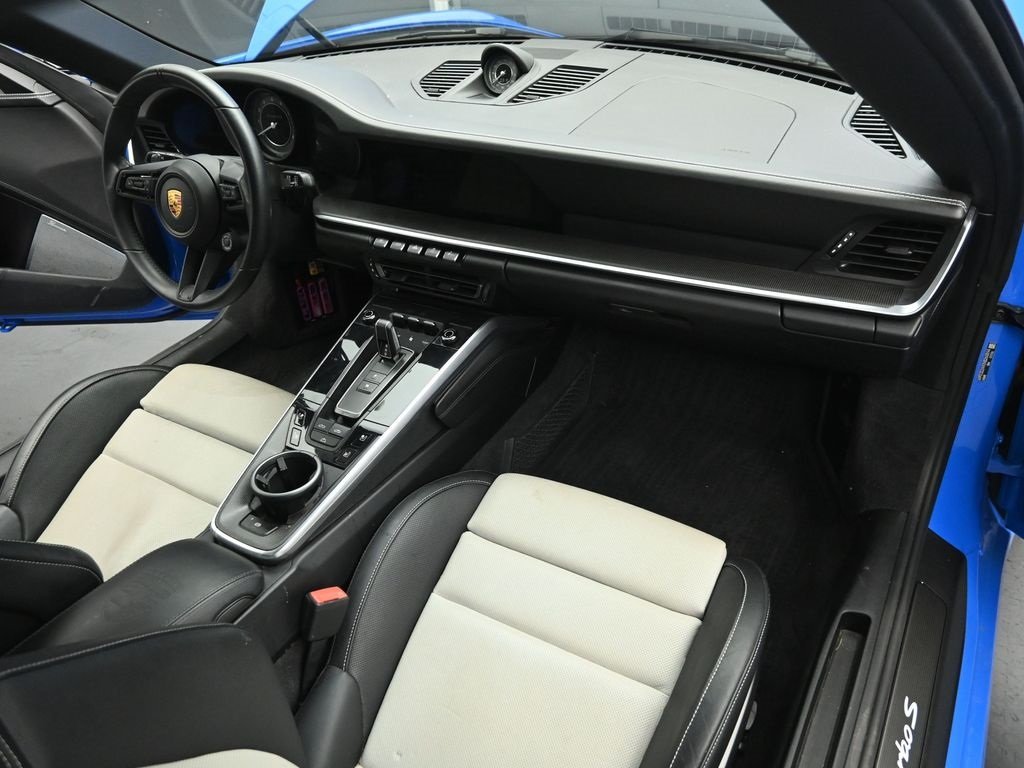 2022 PORSCHE 911 - Image 24