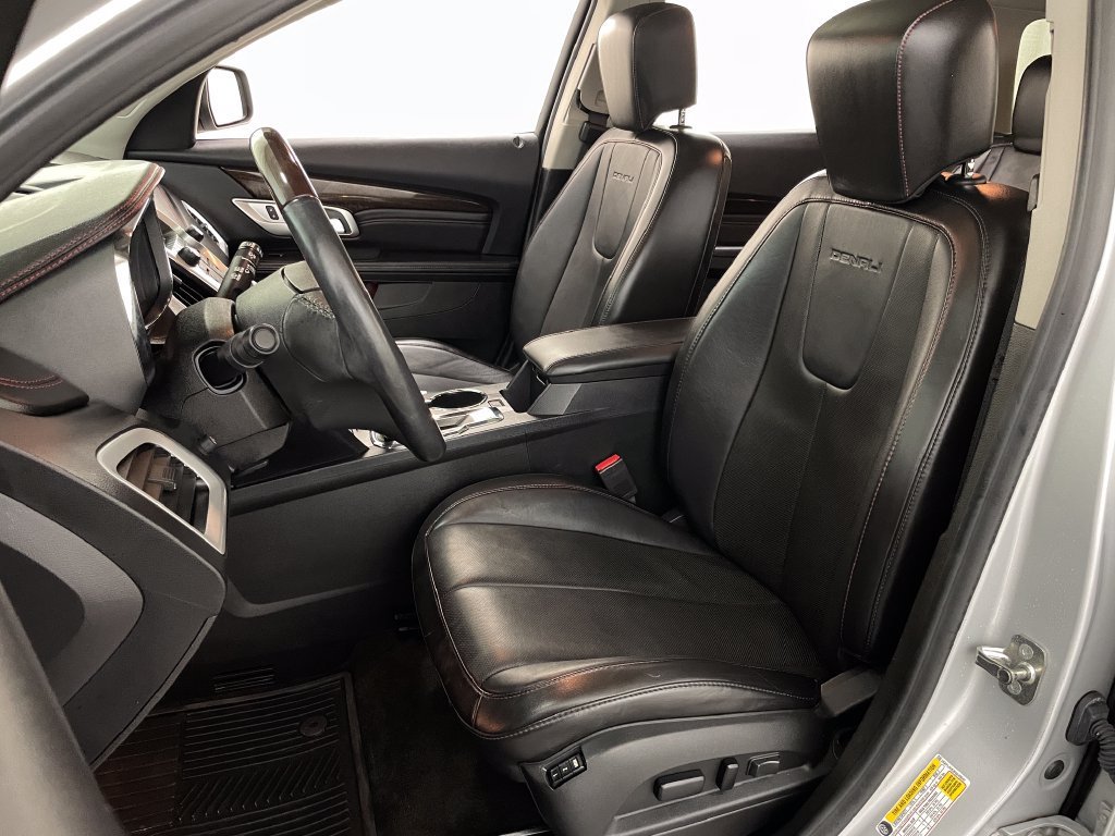 Used 2015 QUICKSILVER METALLIC GMC Denali image 22