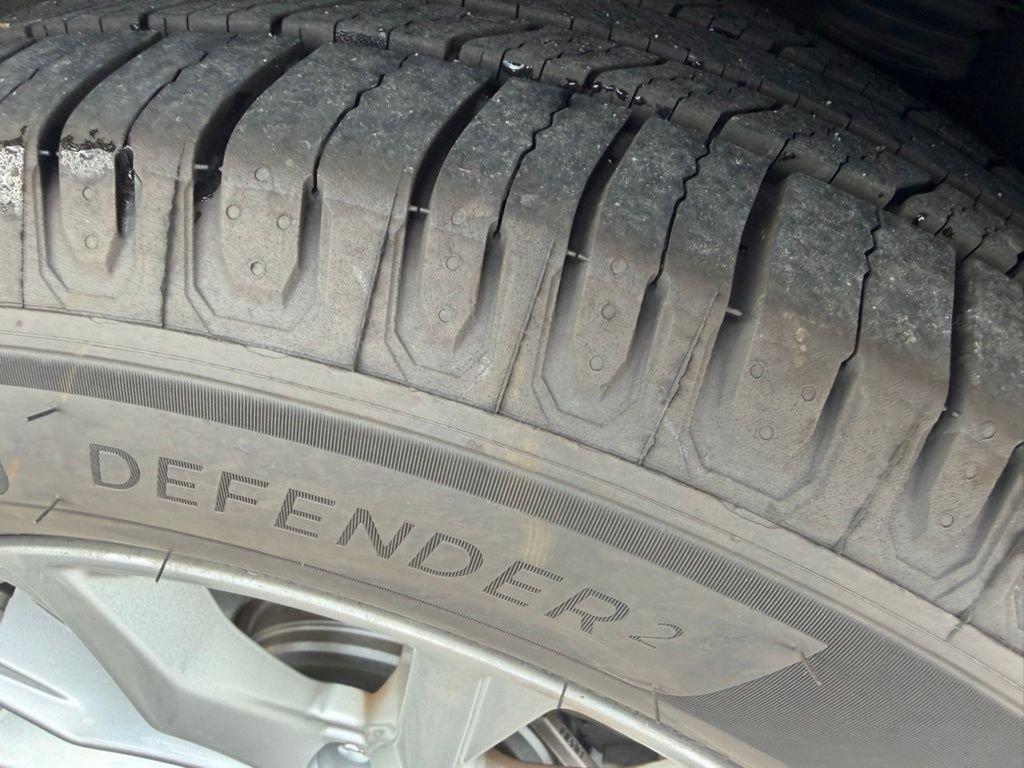 Used 2025 Meteorite Gray Metallic Honda EX image 11