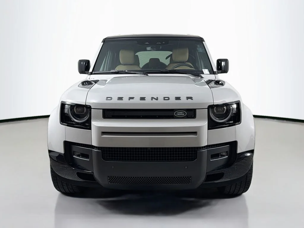 New 2026 Borasco Grey Land Rover X-Dynamic SE image 2