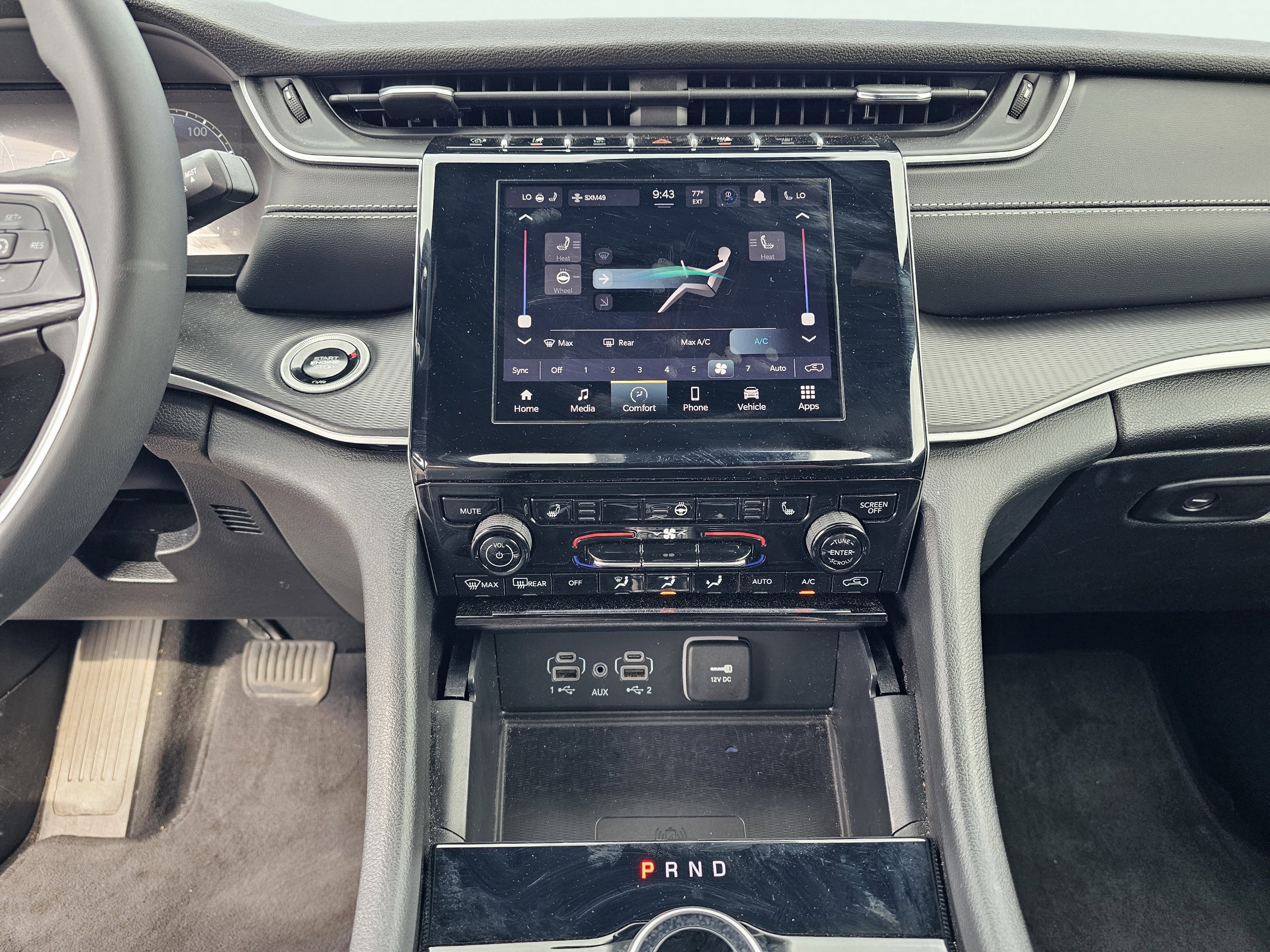 Used 2025 Silver Zynith Jeep Altitude image 24