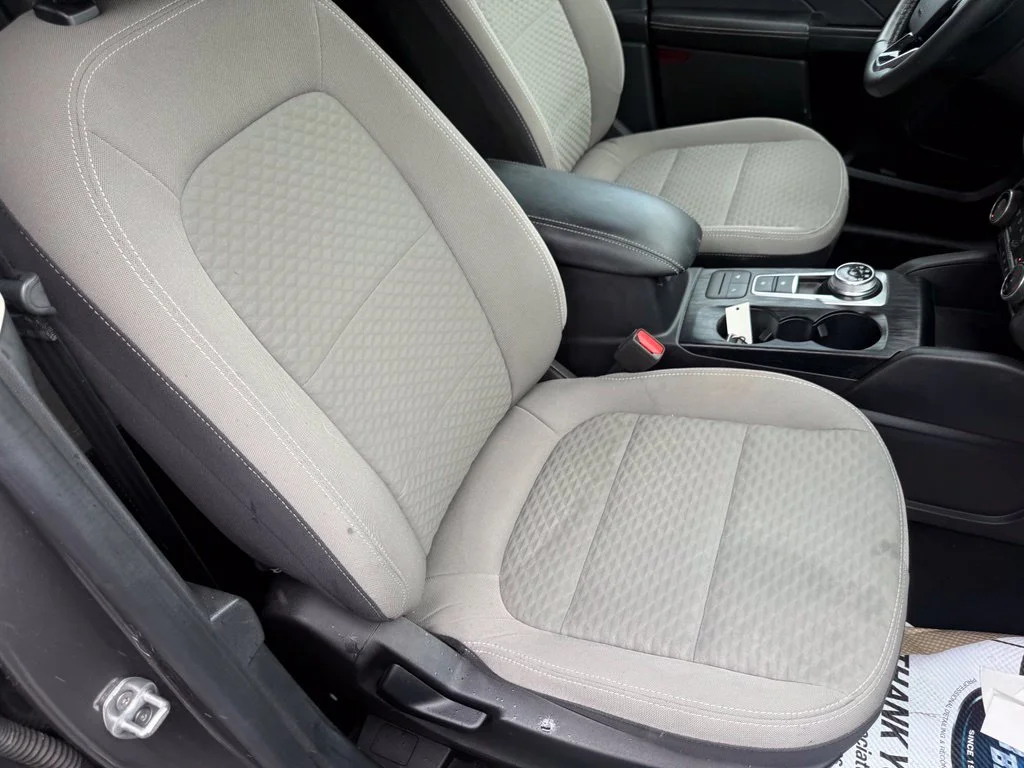 Certified Used 2022 Gray Ford SE image 52