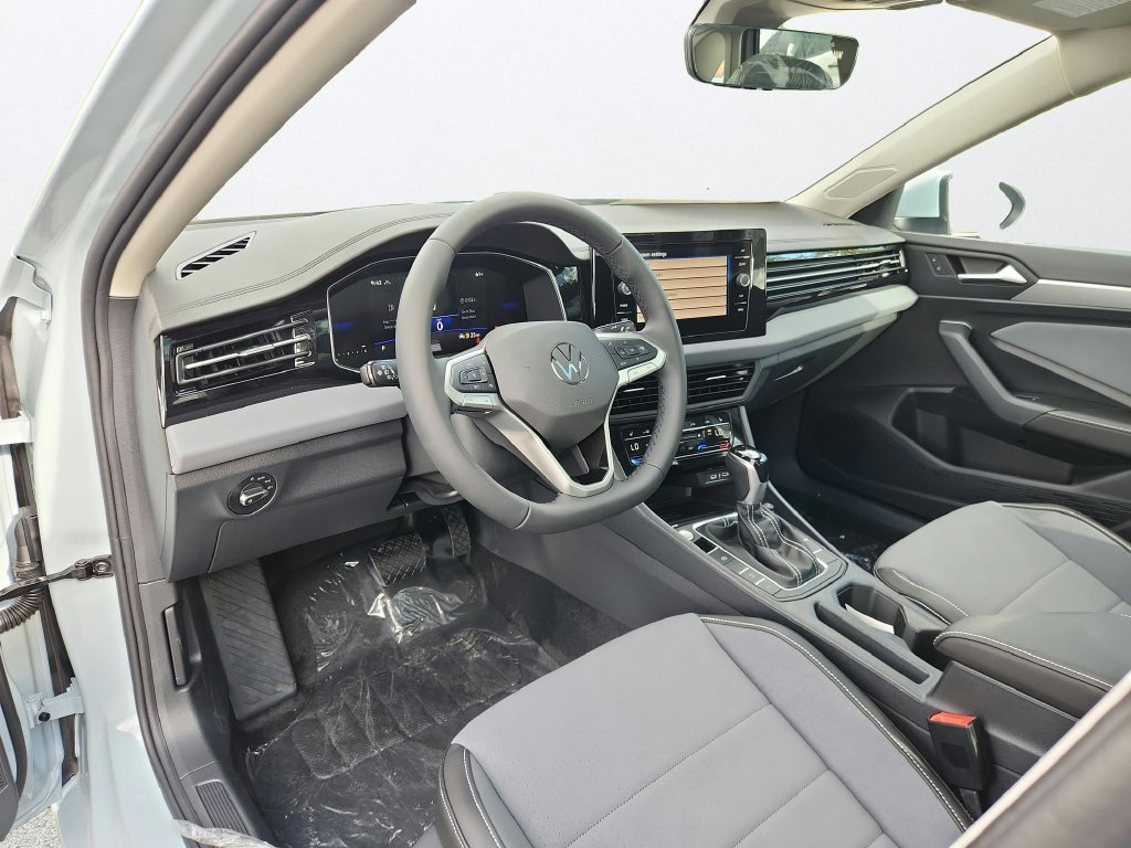New 2027 Gray Volkswagen 1.5T SE image 9