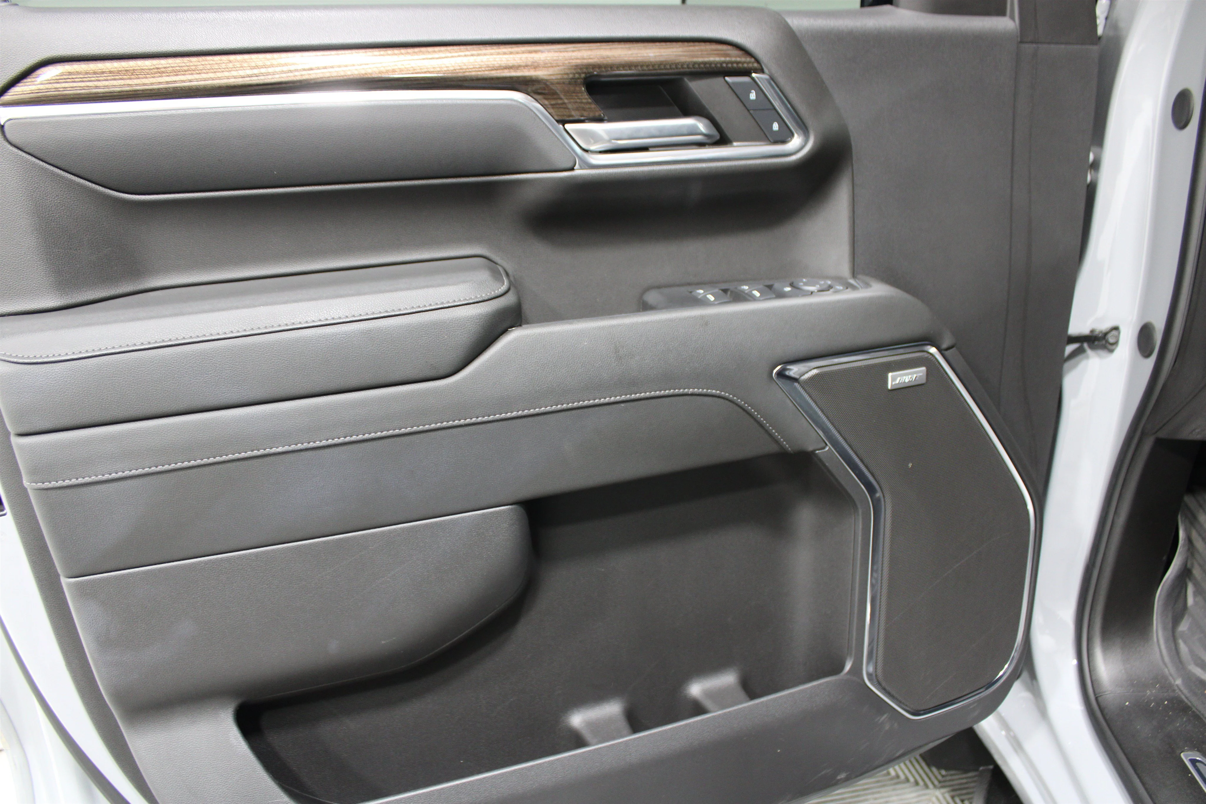 2024 Chevrolet Silverado 1500 RST - Photo 7