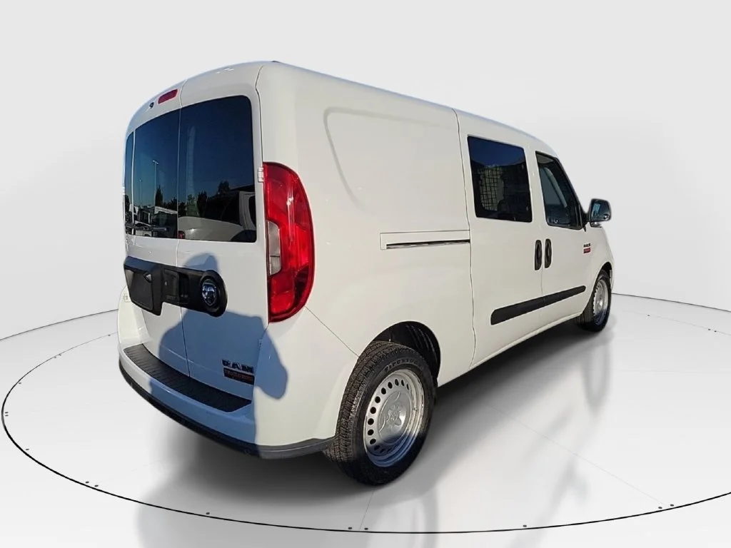 Used 2022 White Ram Base image 6
