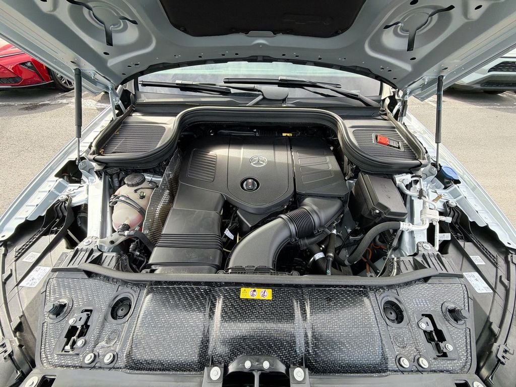 Used 2025 Black Mercedes-Benz GLE 350 image 33