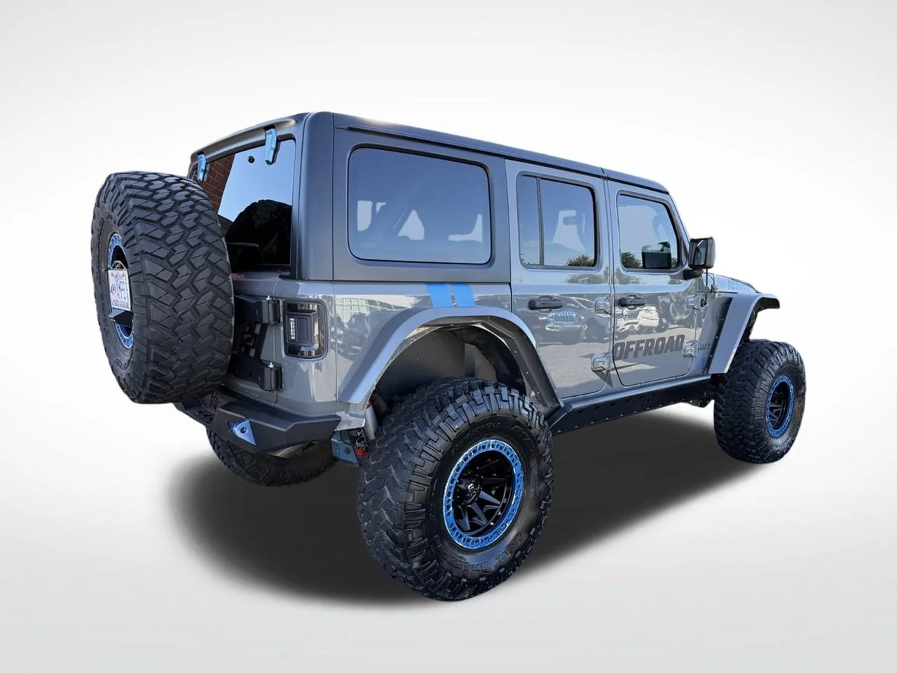 Used 2023 Gray Jeep Rubicon 4xe image 5