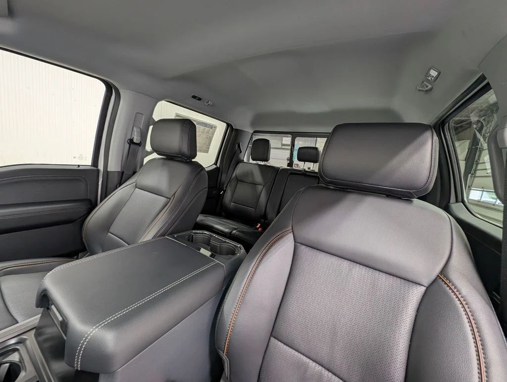 New 2026 Oxford White Ford F-250® Lariat® image 18
