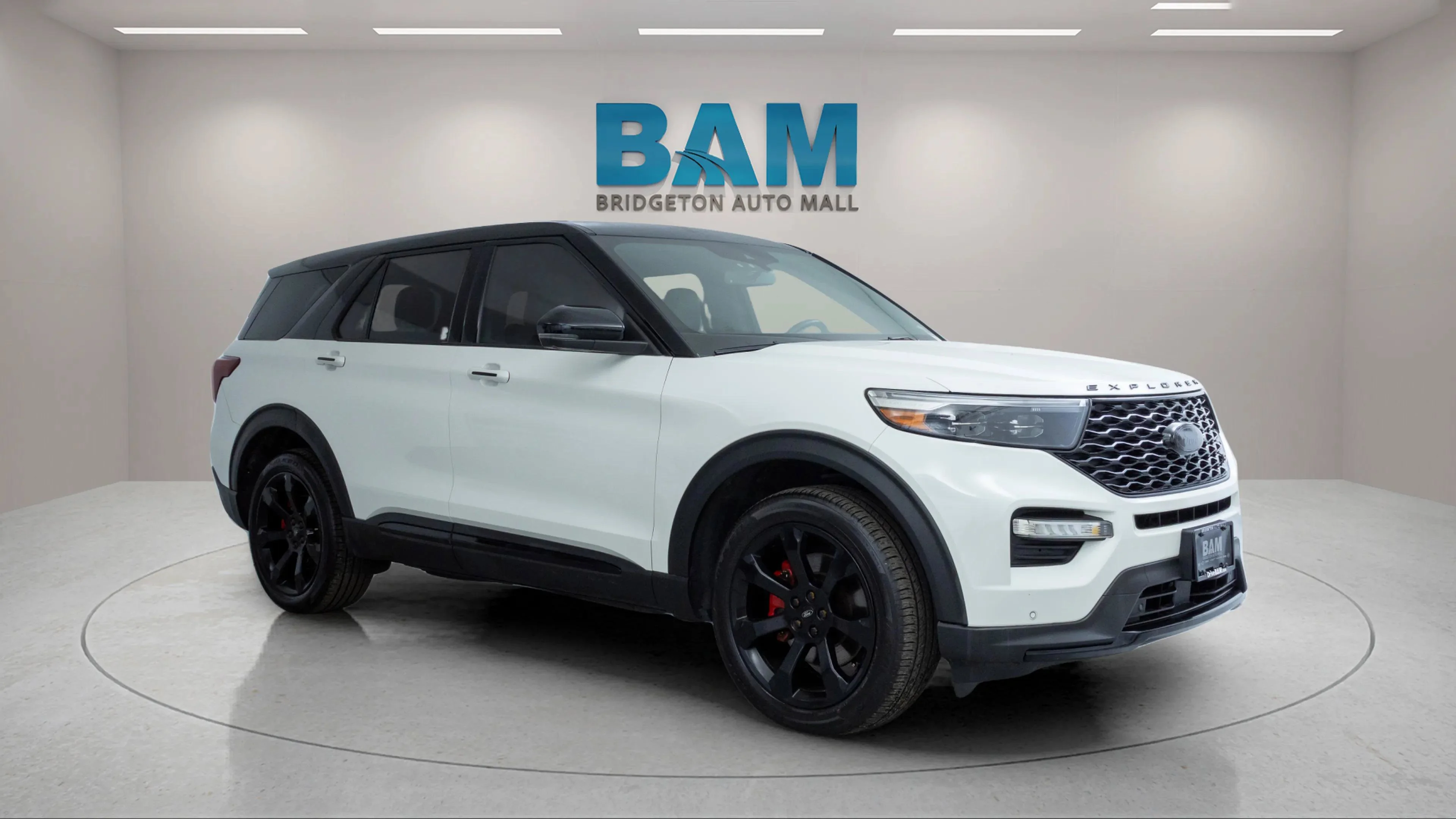 Used 2022 STAR WHITE METT Ford ST image 1