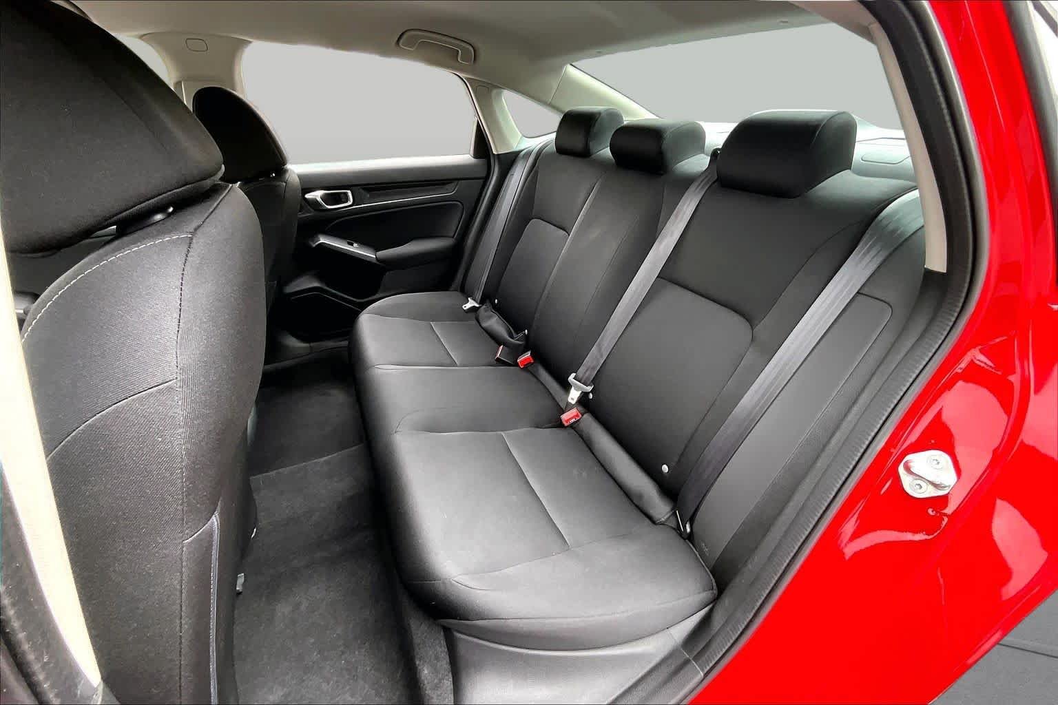 Used 2023 Rallye Red Honda LX image 19