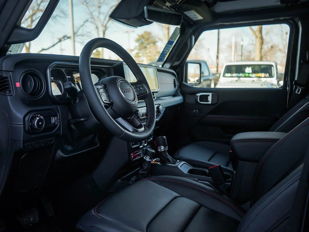 New 2026 Black Clearcoat Jeep Rubicon X image 17