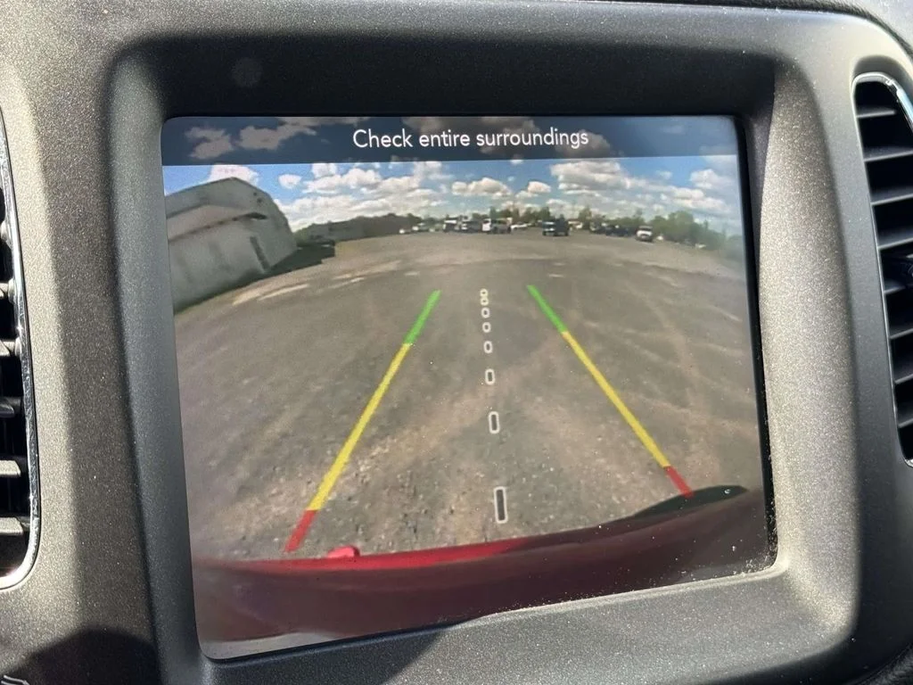 Used 2019 Red Jeep Trailhawk image 18