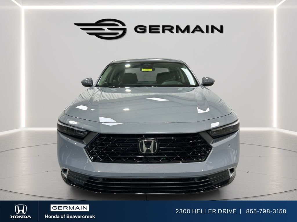 New 2026 Urban Gray Pearl Honda Touring image 2