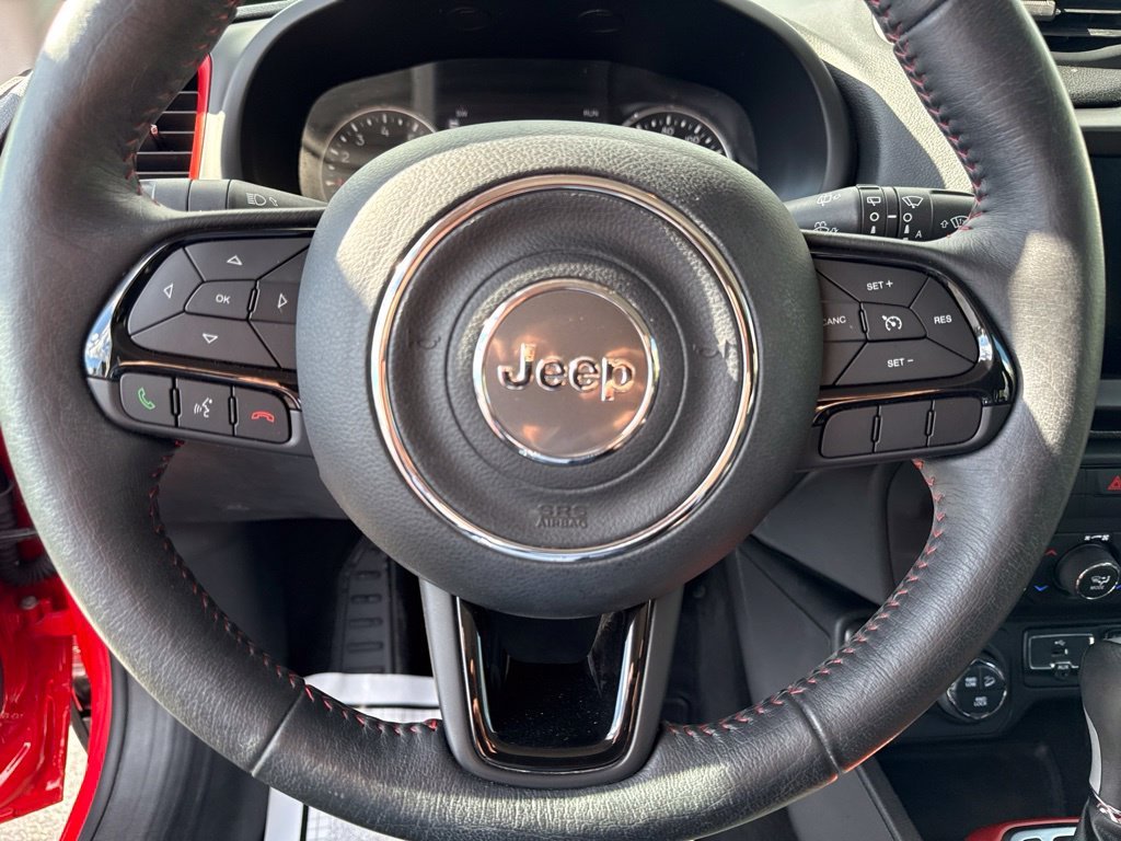 Used 2022 Red Jeep Trailhawk image 24