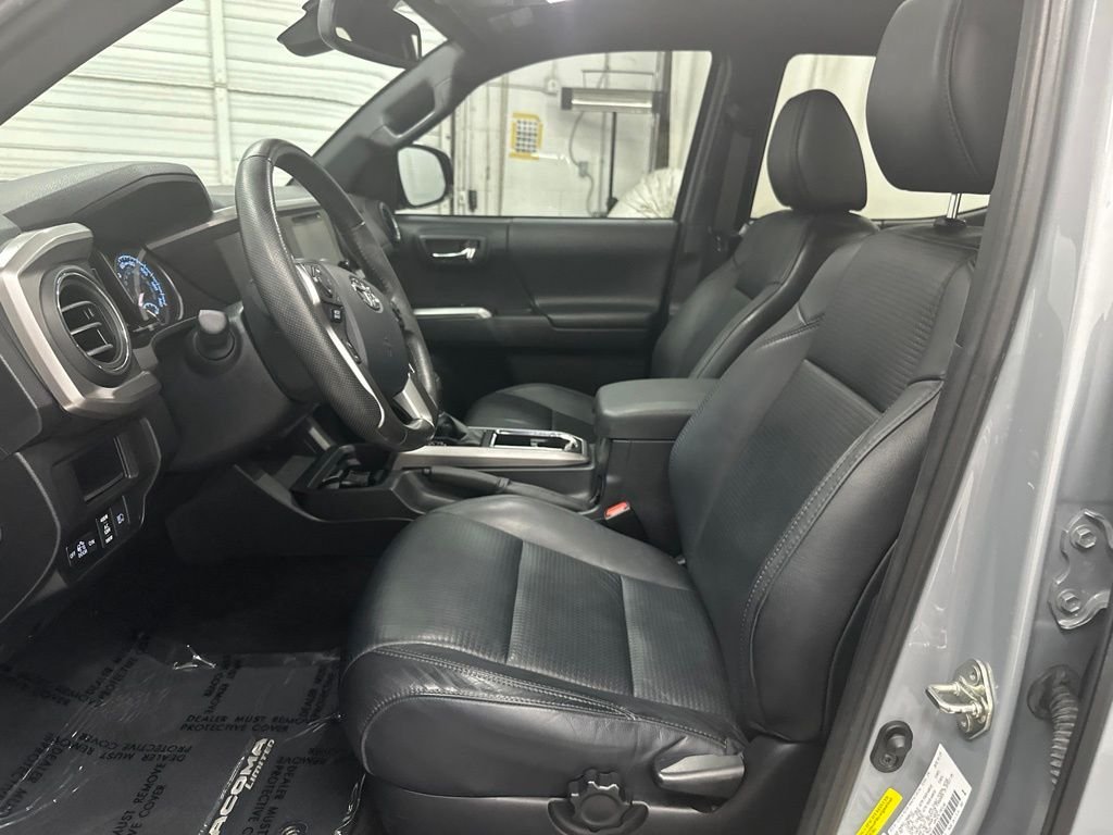 Used 2019 Gray Toyota Limited image 25