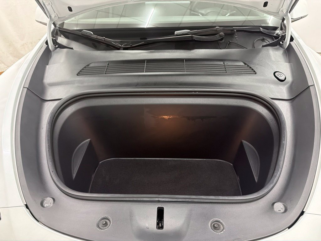 Used 2022 White Tesla Performance image 31