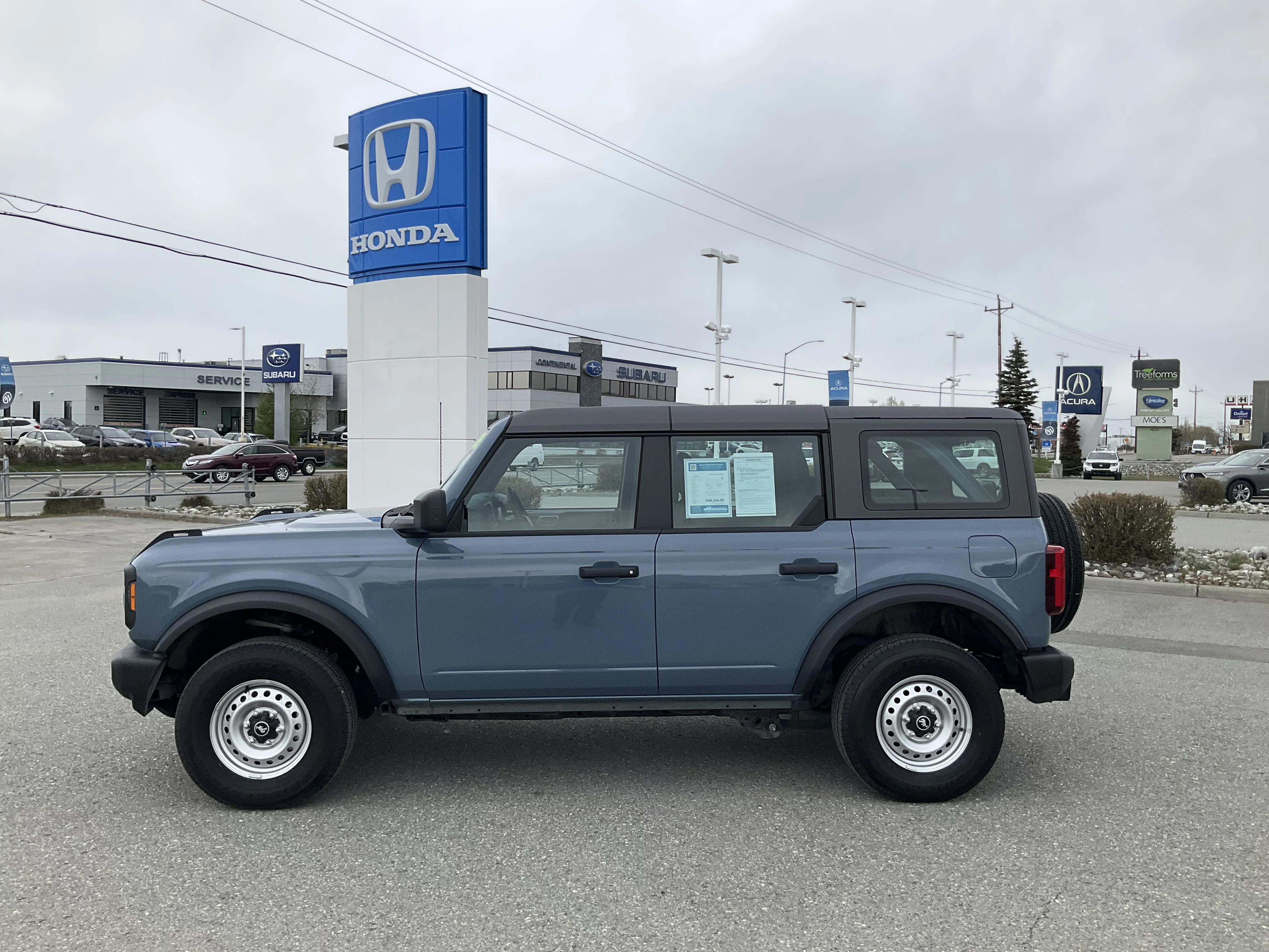 Used 2025 Velocity Blue Metallic Ford Base image 3