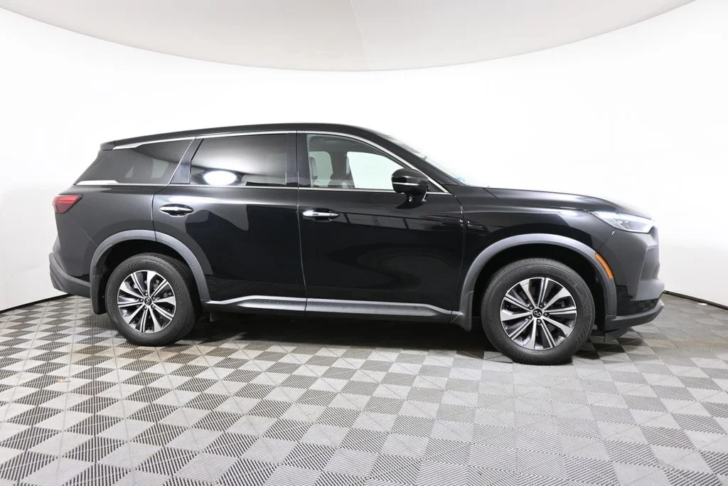 Certified Used 2023 Black INFINITI PURE image 8
