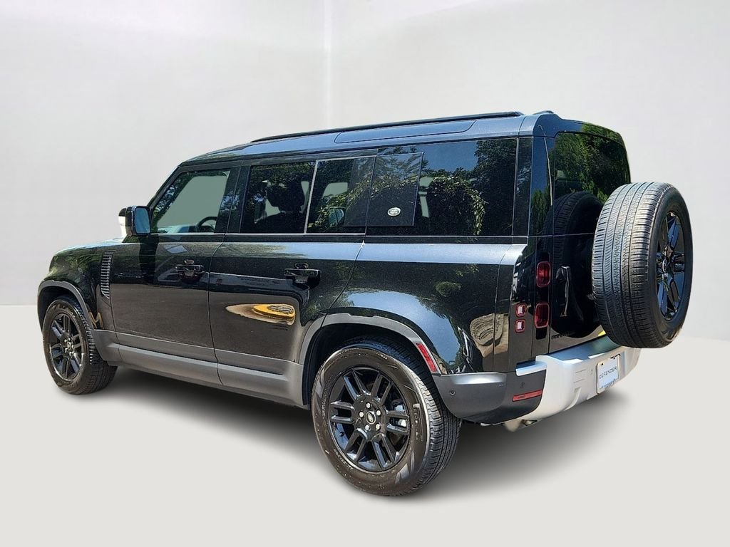 Certified Used 2023 Santorini Black Metallic Land Rover S image 6