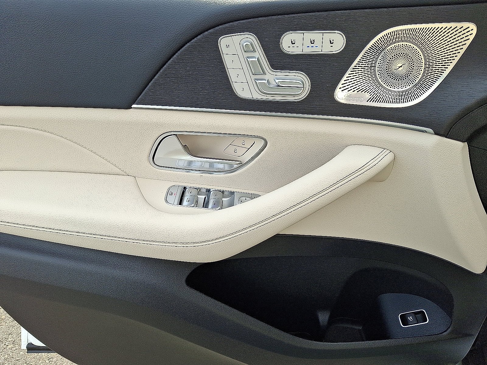 Certified Used 2026 Polar White Mercedes-Benz GLE 450 image 7