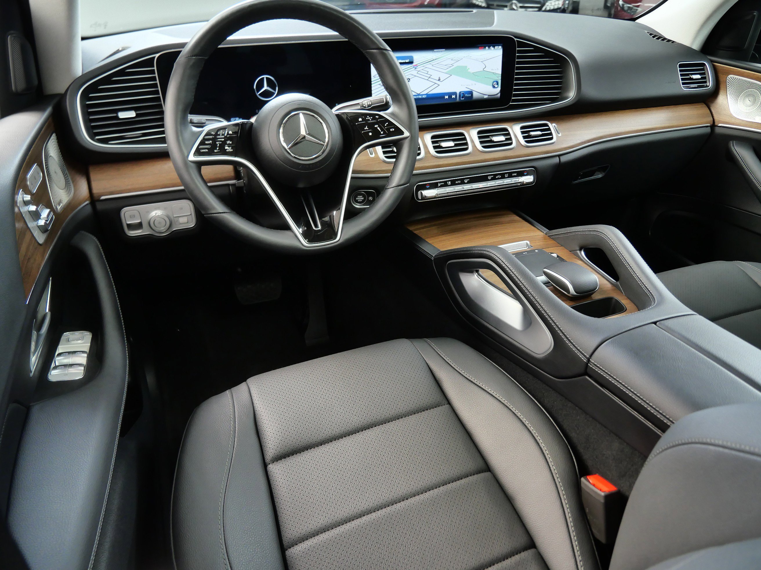 Used 2025 Mercedes-Benz GLE GLE350 with VIN 4JGFB4FB8SB434870 for sale in Minnetonka, Minnesota