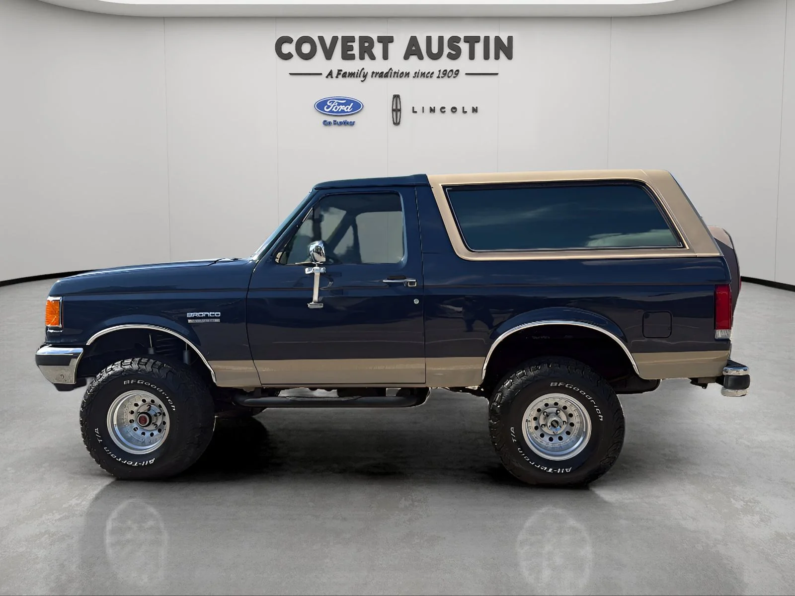 Used 1988  Ford XLT image 5