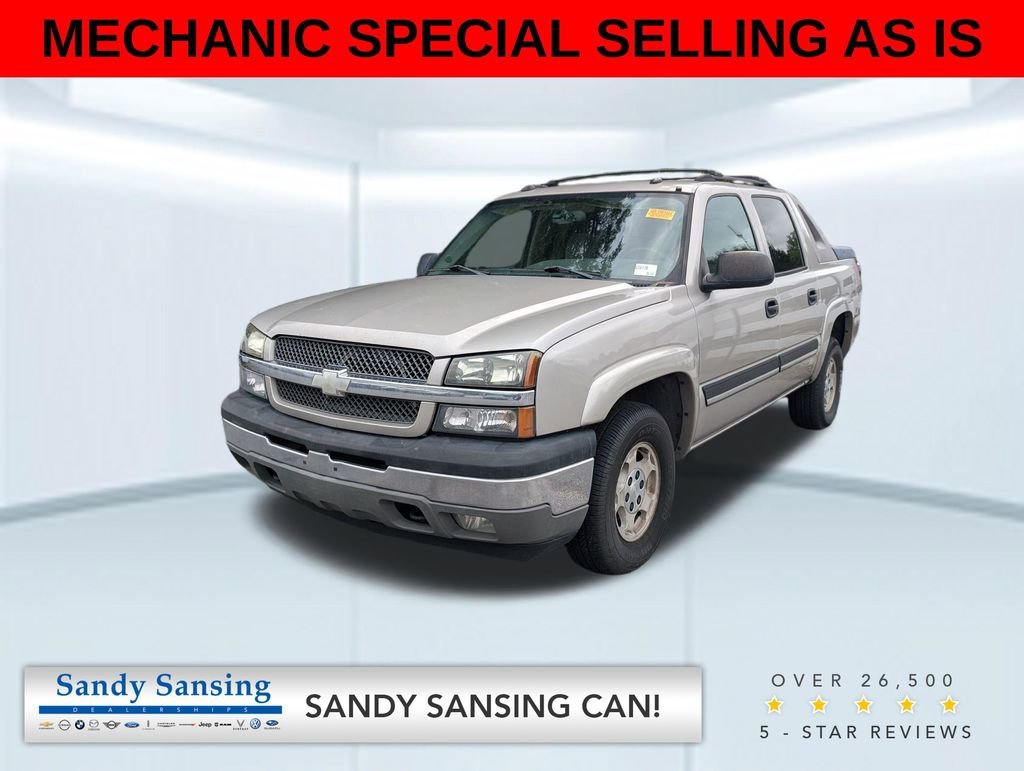 2005 Chevrolet Avalanche 2WD 1500 Series's photo