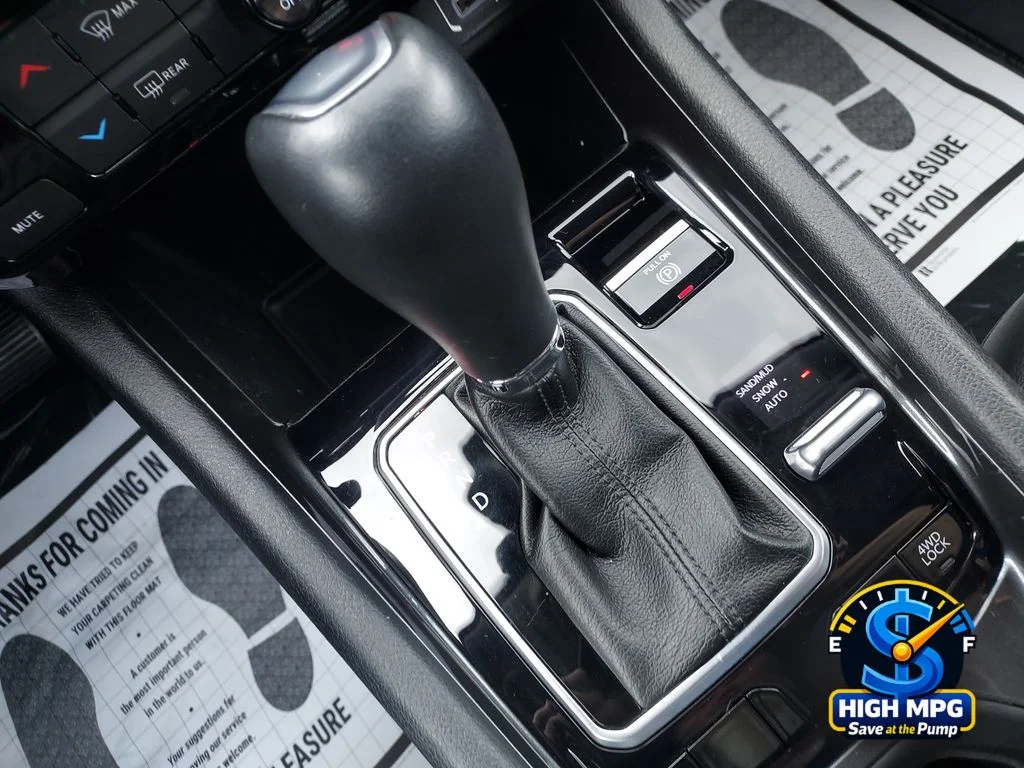 Used 2022 Gray Jeep Latitude Lux image 20