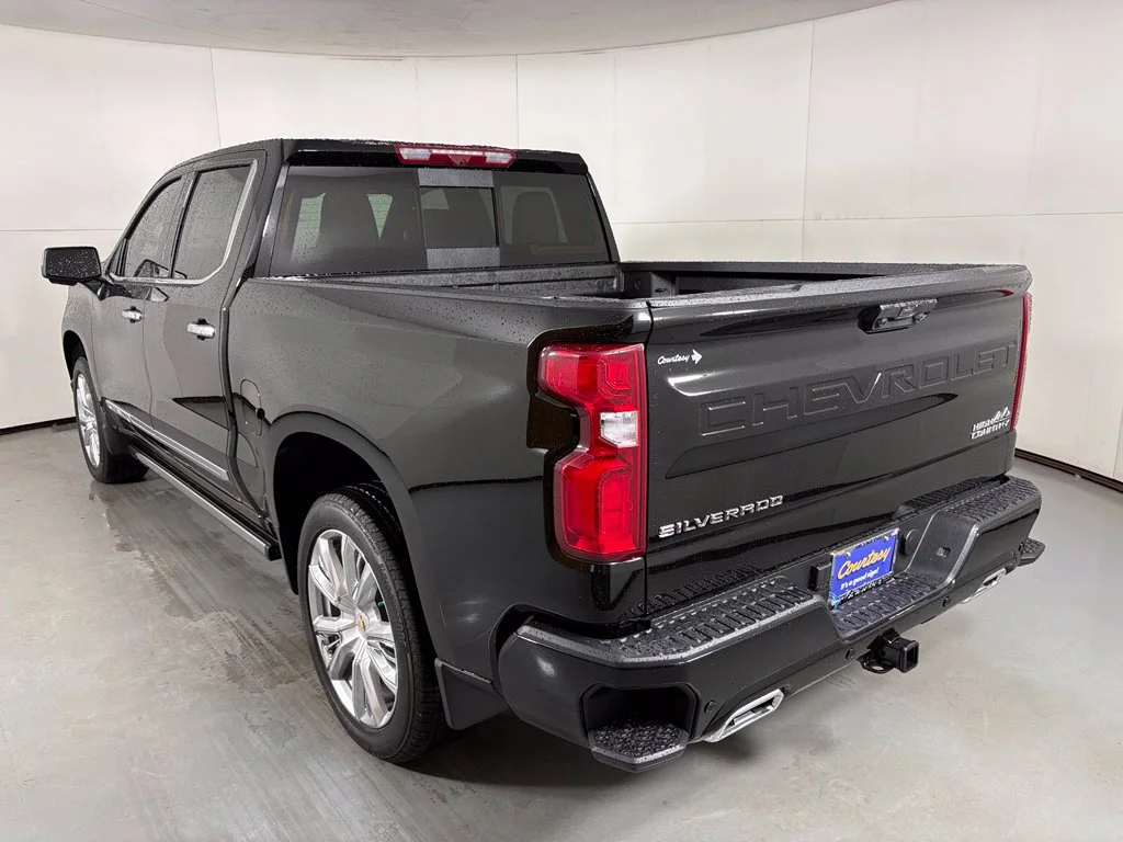 New 2026 Black Chevrolet High Country image 7