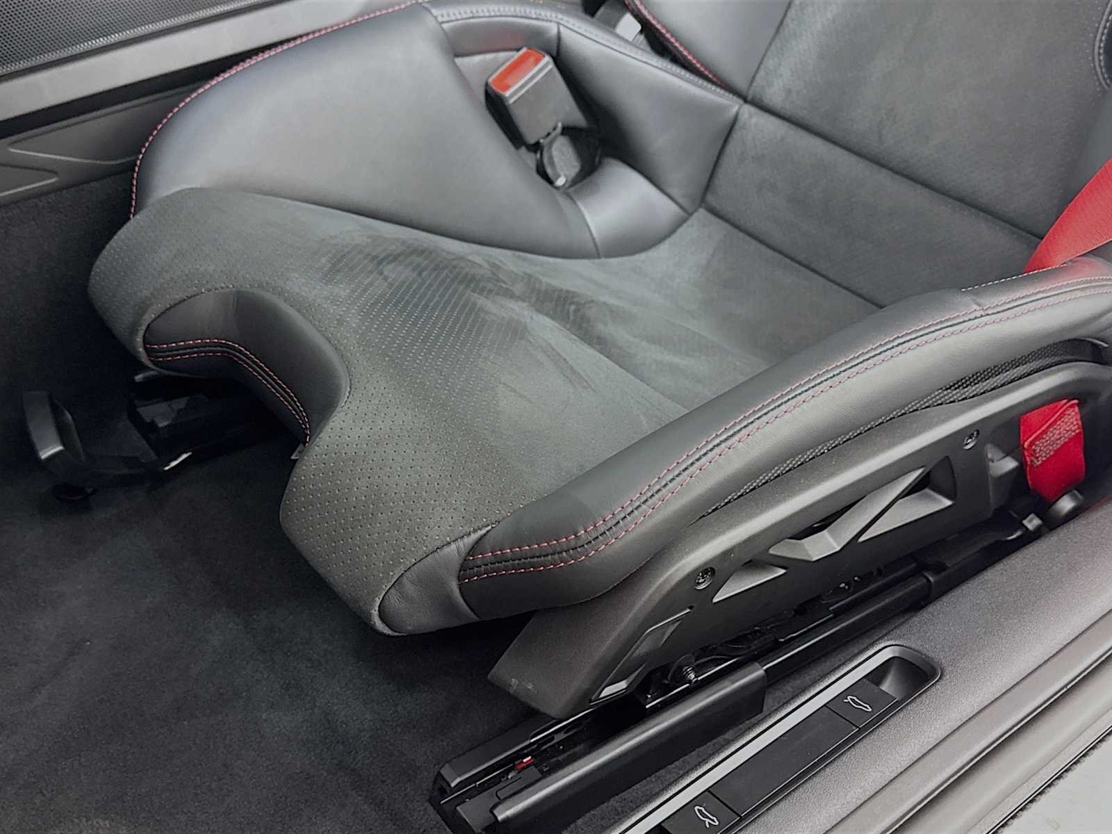 Certified Used 2026 Guards Red Porsche GT3 image 13