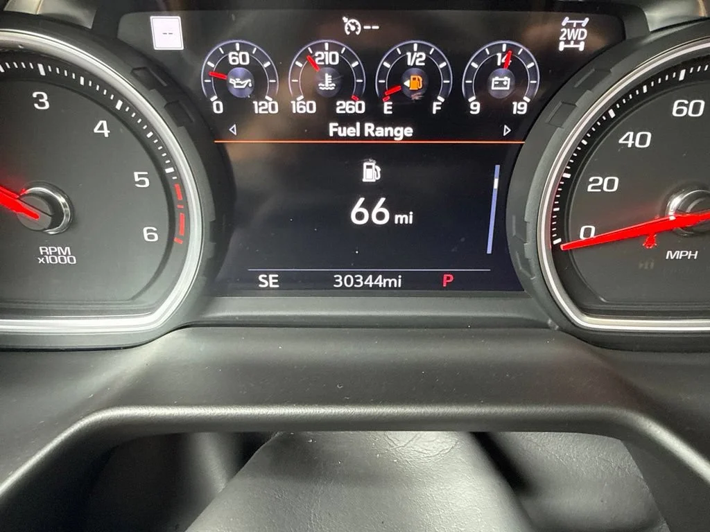 Used 2021 BLACK Chevrolet High Country image 26