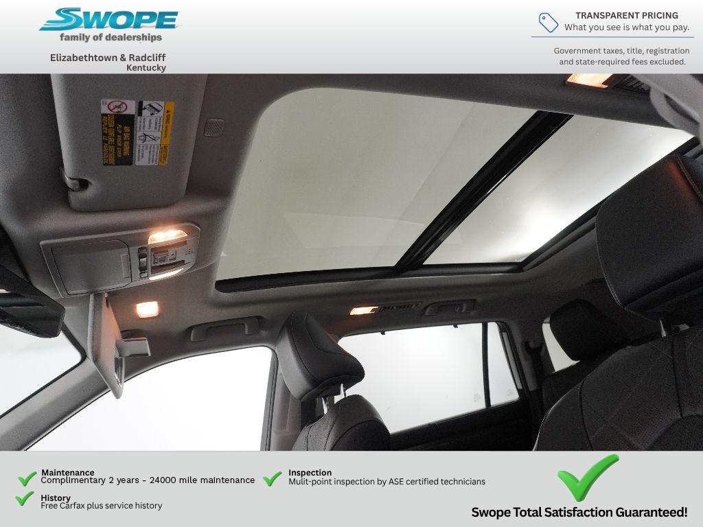 Used 2021 WHITE Toyota Hybrid Platinum image 27