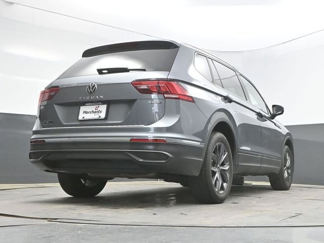 Used 2023 Gray Volkswagen 2.0T SE image 33