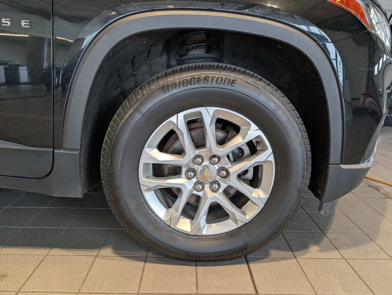 Used 2020 Mosaic Black Metallic Chevrolet LT Cloth image 10