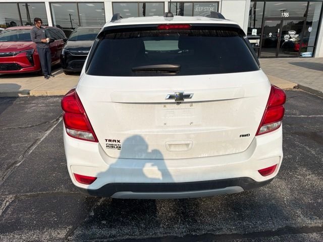 Used 2020 White Chevrolet LT image 6